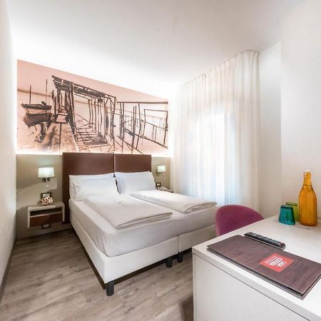 Hotel Casa Costiera Caorle Bagian luar foto
