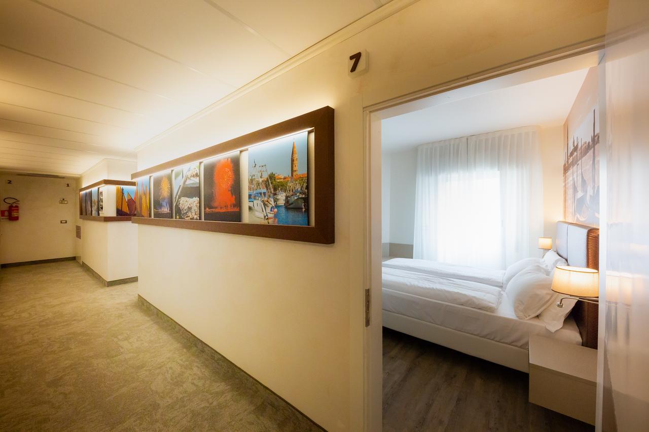 Hotel Casa Costiera Caorle Bagian luar foto