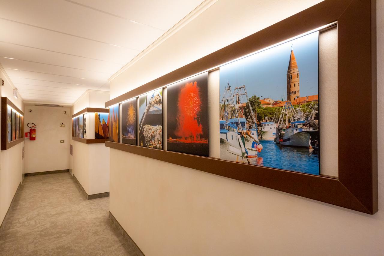Hotel Casa Costiera Caorle Bagian luar foto
