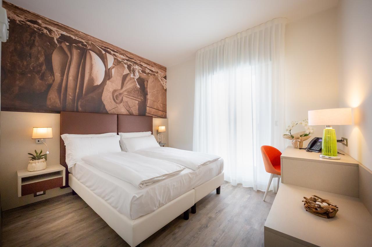Hotel Casa Costiera Caorle Bagian luar foto