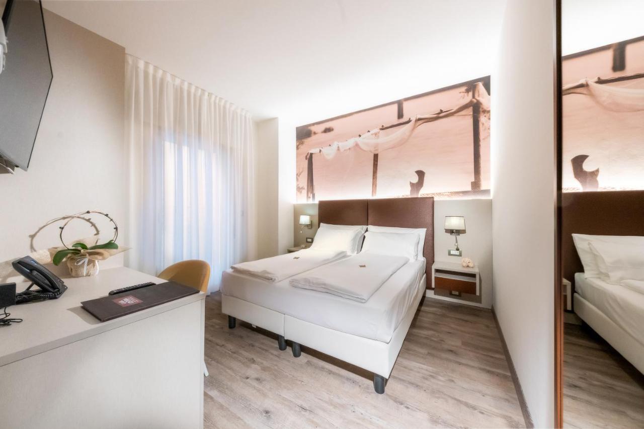 Hotel Casa Costiera Caorle Bagian luar foto